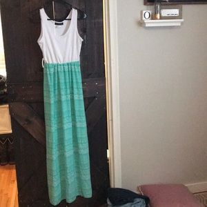 White and aqua tank maxi